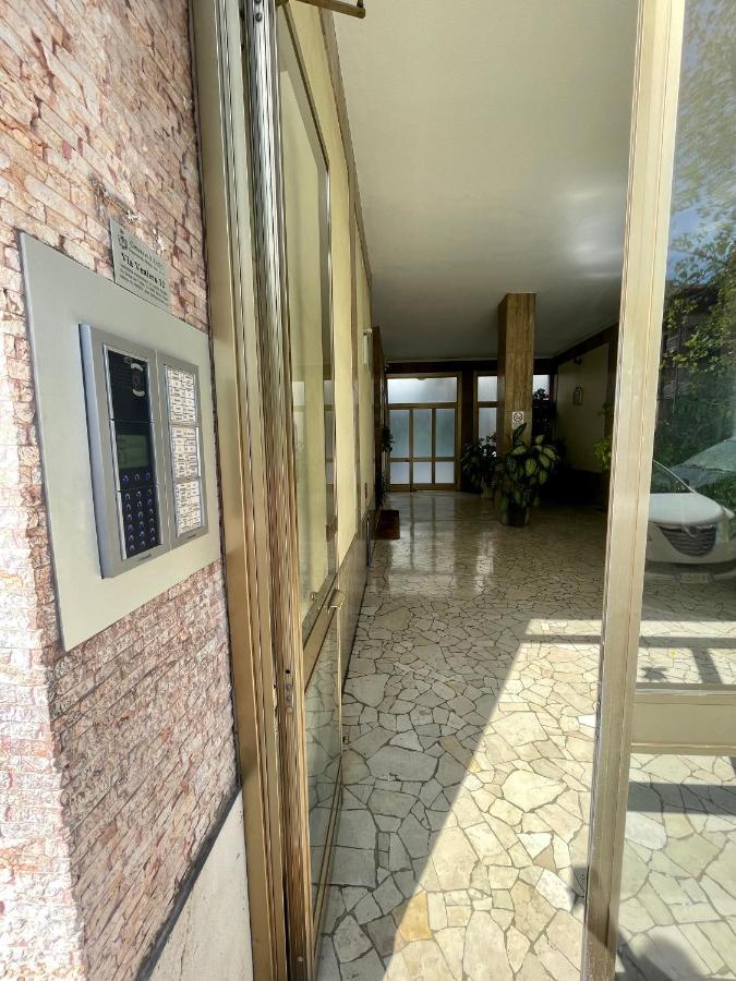 Claudia'S Home In Fieracity&Mico&Sansiro Милано Екстериор снимка